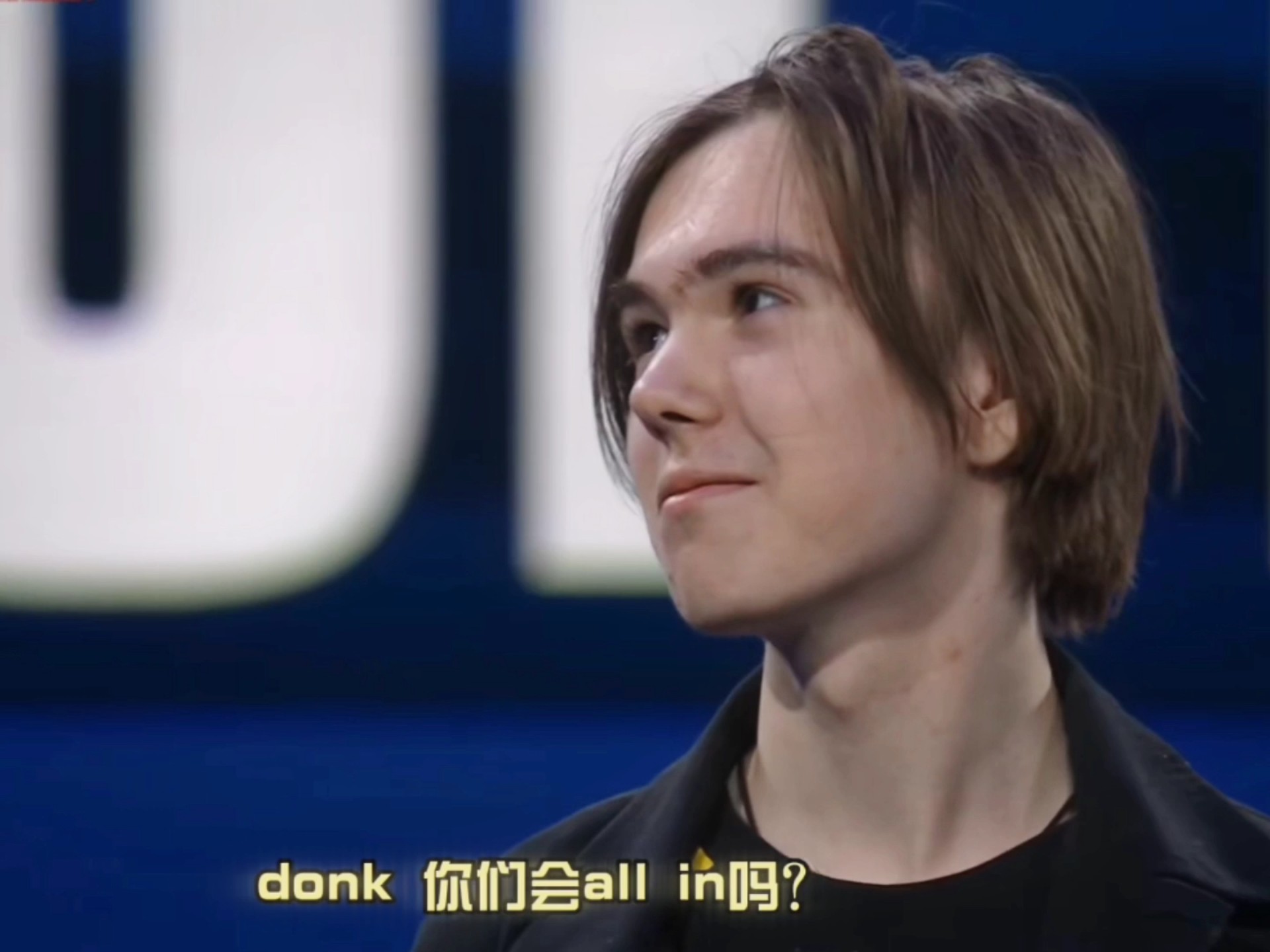 Xiaohu 的Sylas不断送出免费通行证，但 Light 的Jinx成功覆盖了下路， Weibo Gaming 横扫 Oh My God 。