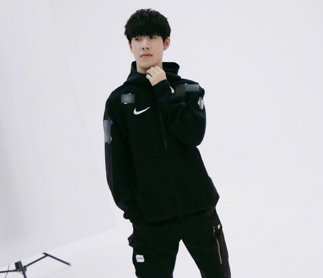 英雄联盟比分：2020LPL夏季季军赛，SN再次 3：0 零封LGD，率先晋级世界赛