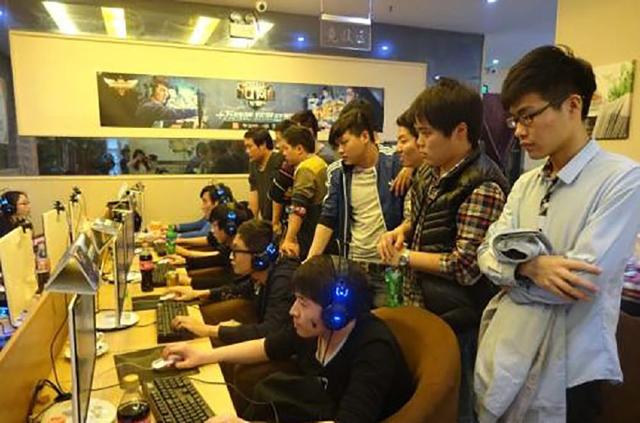 Top Esports 和 CTBC Flying Oyster 在 First Stand 2025 中取得首场胜利